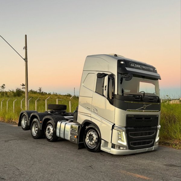 Volvo FH + 100 mil reais na sua conta