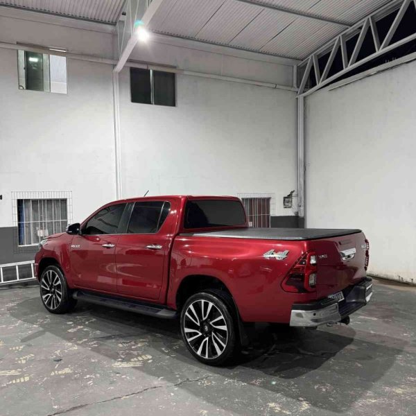 R 450 mais Carreta 2 Eixos + Hilux 2025